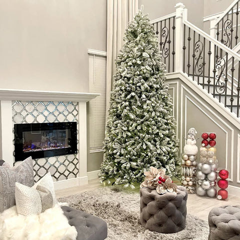 Touchstone Sideline 40 Electric Fireplace in glam tiled white mantel with holiday decor by @mimysdesigns