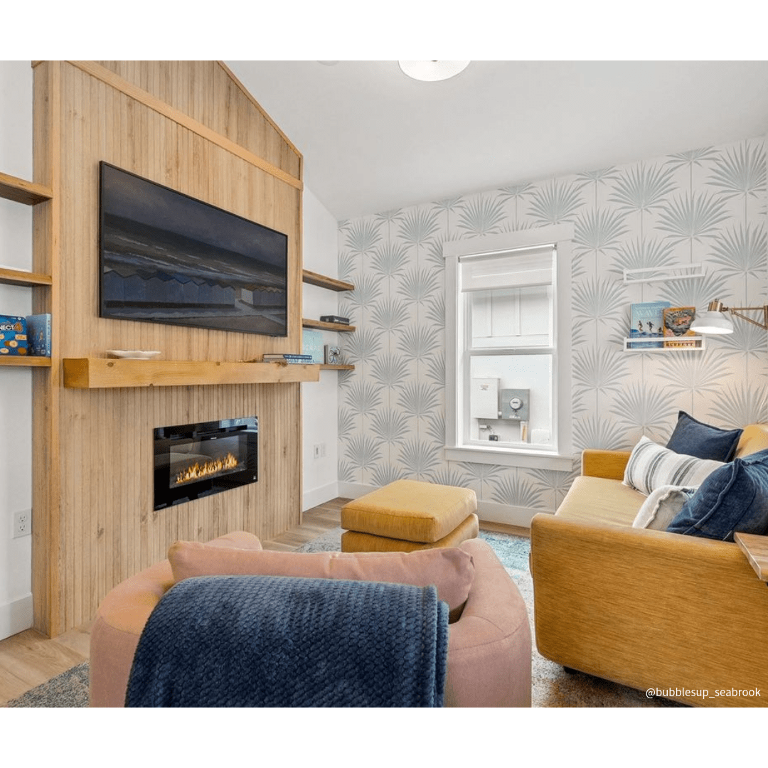 Nicole Williamson @bubblesup_seabrook | 60" Encase Mantel