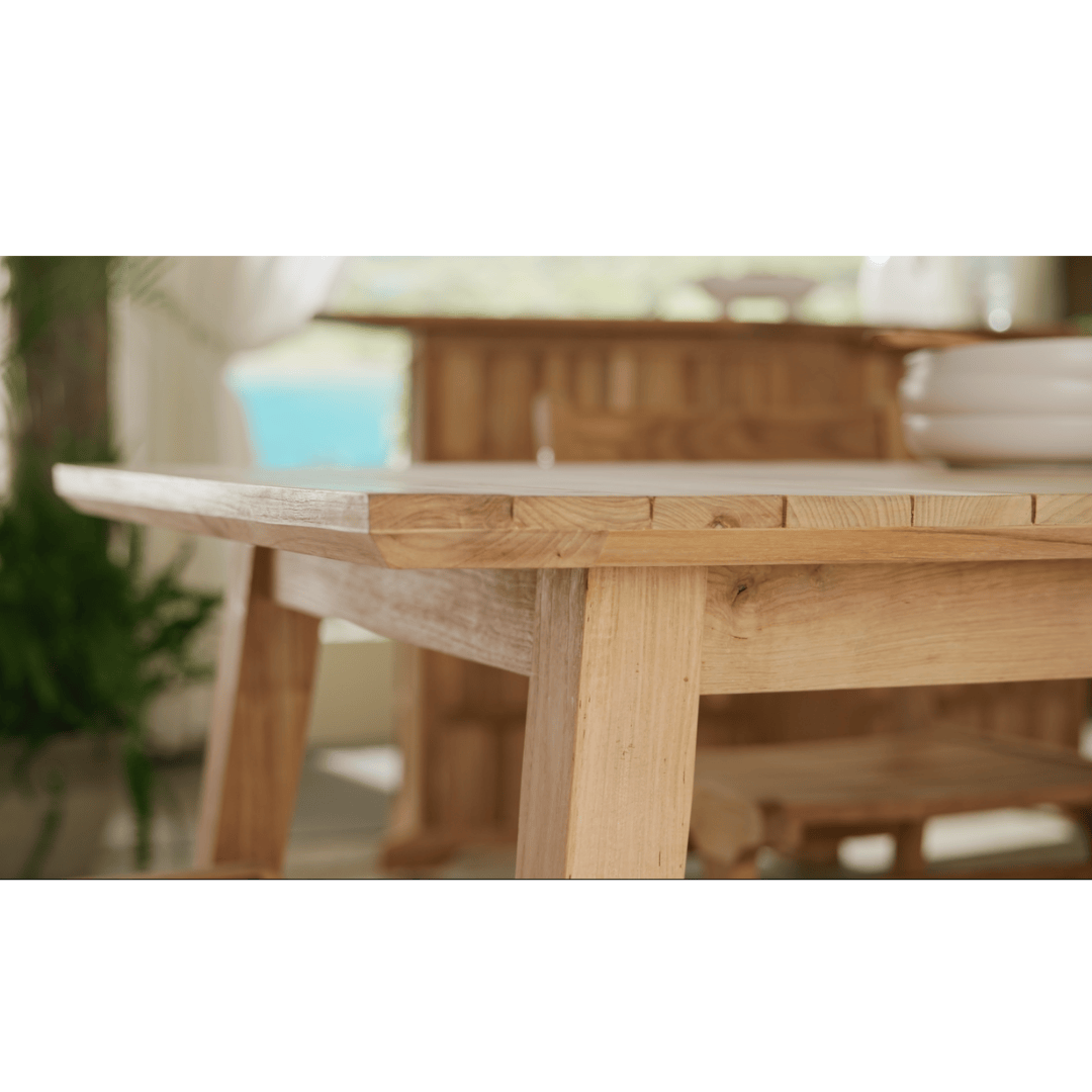 Touchstone Eluna Teak Outdoor Dining Set Lifestyle Photo of corner detils.